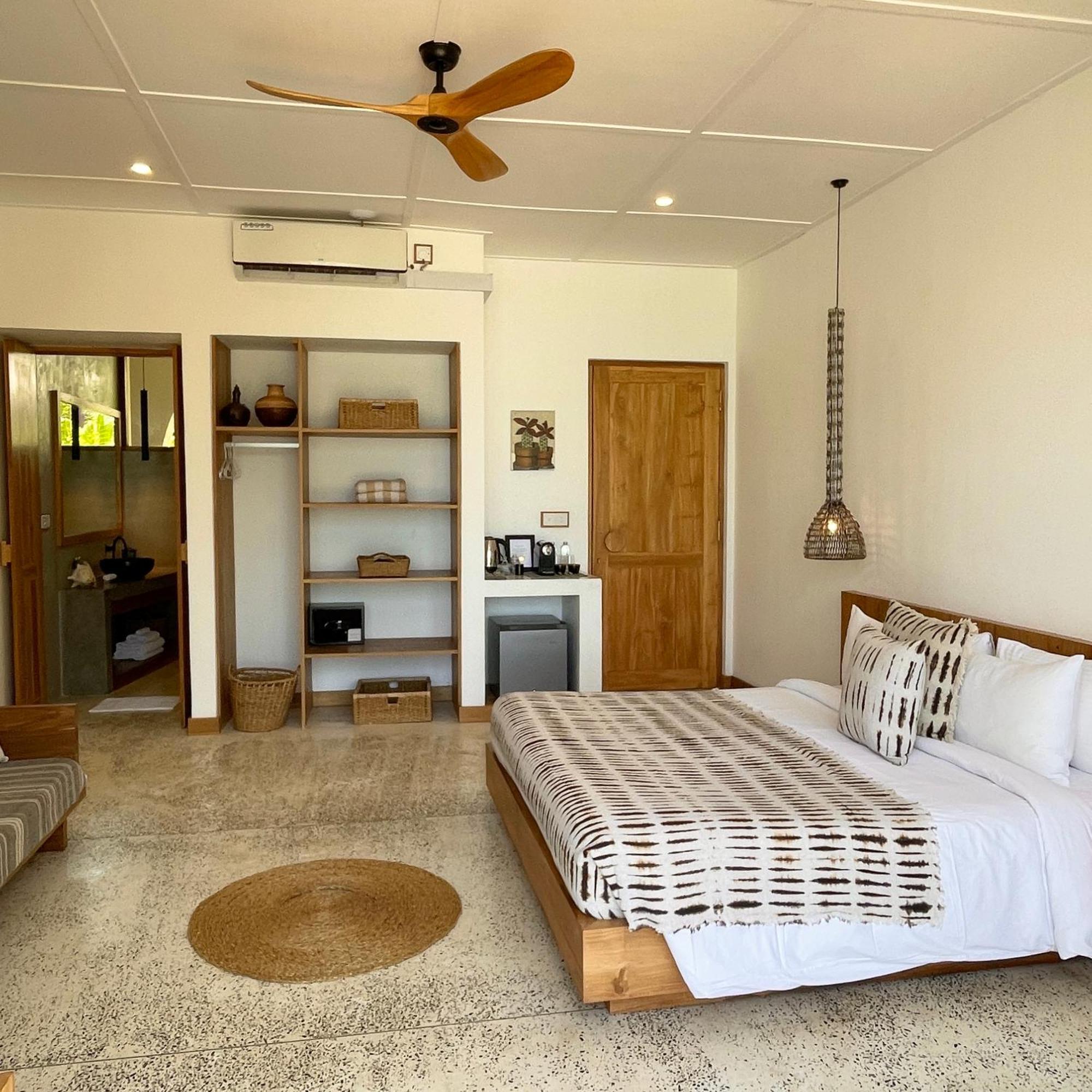 La Playa Beach Club ديكويلاّ تين المظهر الخارجي الصورة